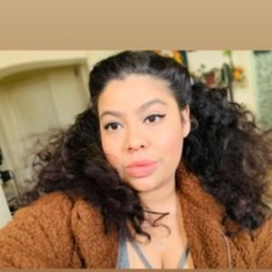 Meet your Posher, Marissa